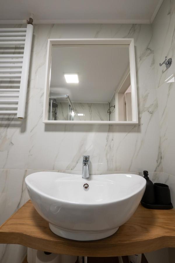 Ikos Central Spacious Apartment سالونيك المظهر الخارجي الصورة